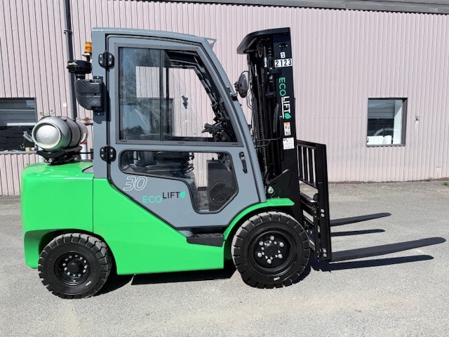 Chariot élévateur ECOLIFT 2FG30 6000lb CAB (2123)