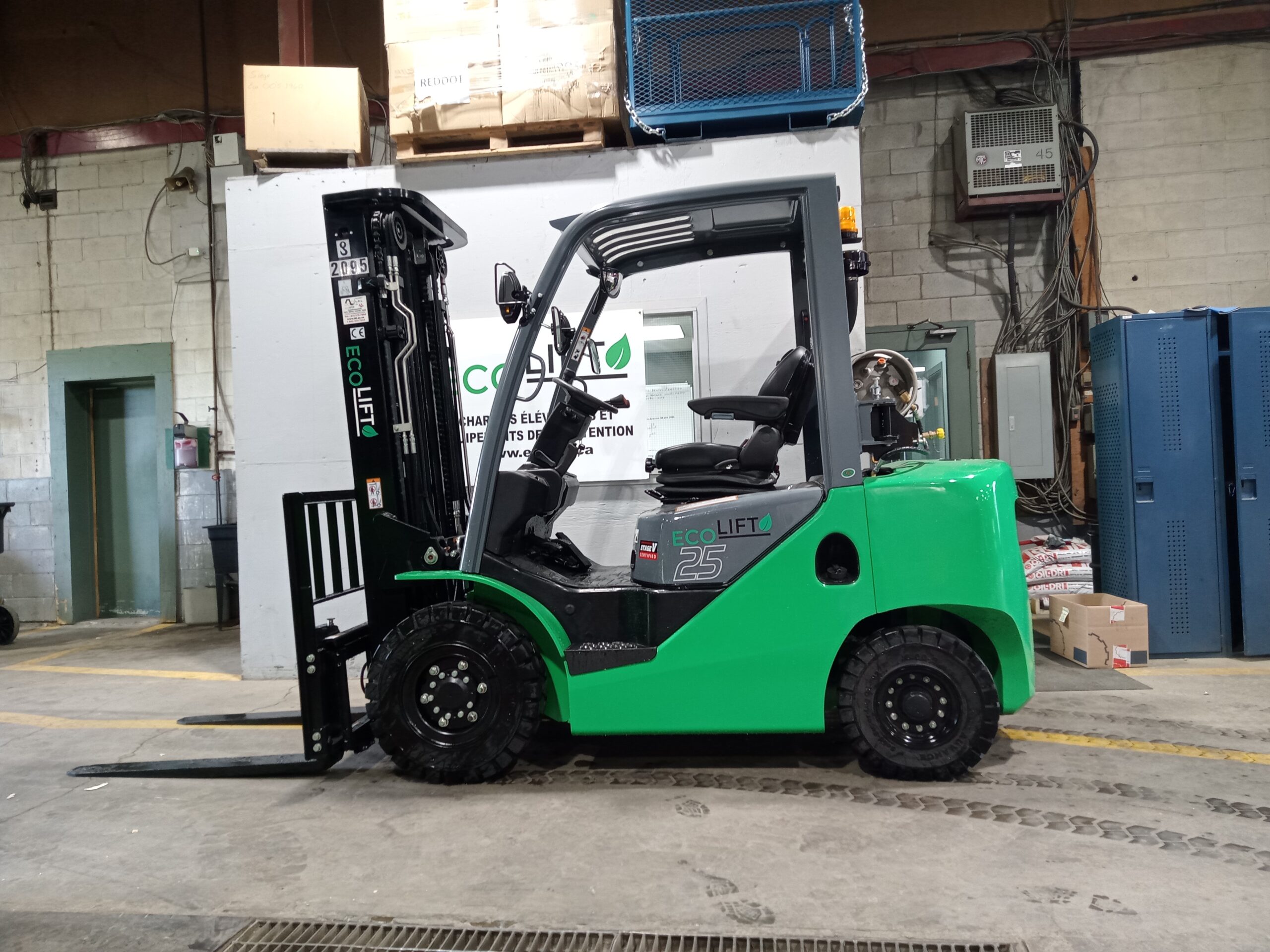 Chariot élévateur ECOLIFT 2FG25-ECS 5000lb (UNITÉ:2095)